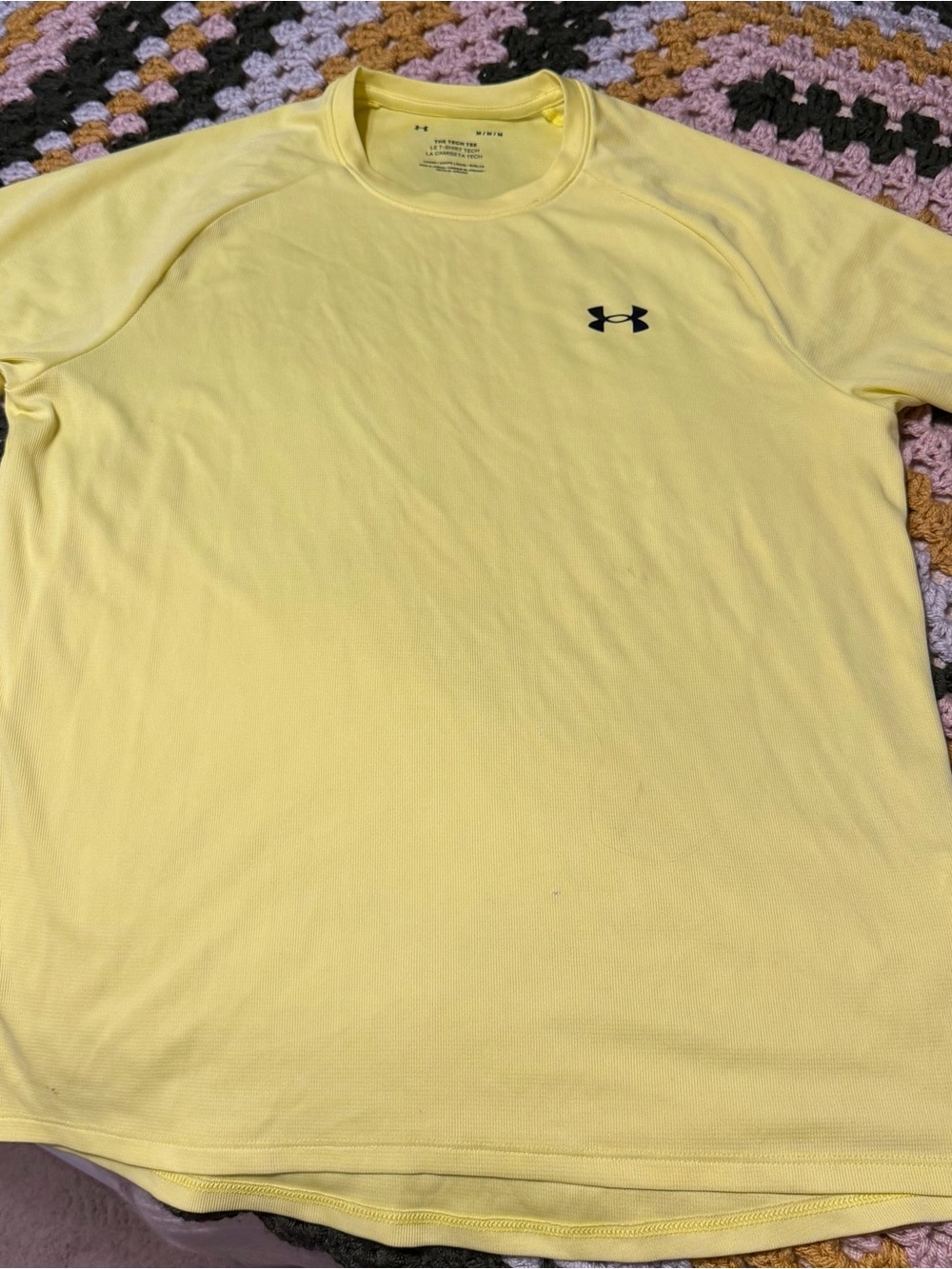 Under Armour Men’s Yellow Crew Neck Performance Tee